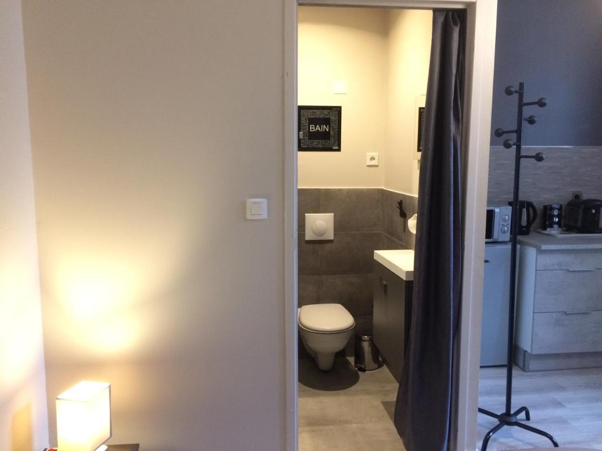 Studio Proche Gare Avec Kitchenette Et Wifi - Porte Rouge Thiviers Exteriér fotografie